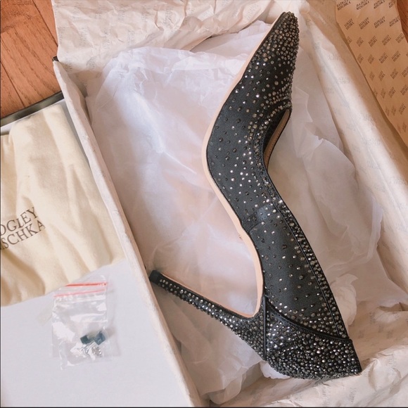BADGLEY MISCHKA Embellished Point-Toe Weslee Pumps - Picture 6 of 8